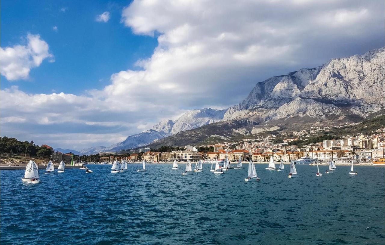 Beautiful Home In Makarska With Kitchen Exteriör bild